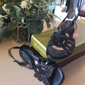 Black leather sandals by Naturalizer which look br